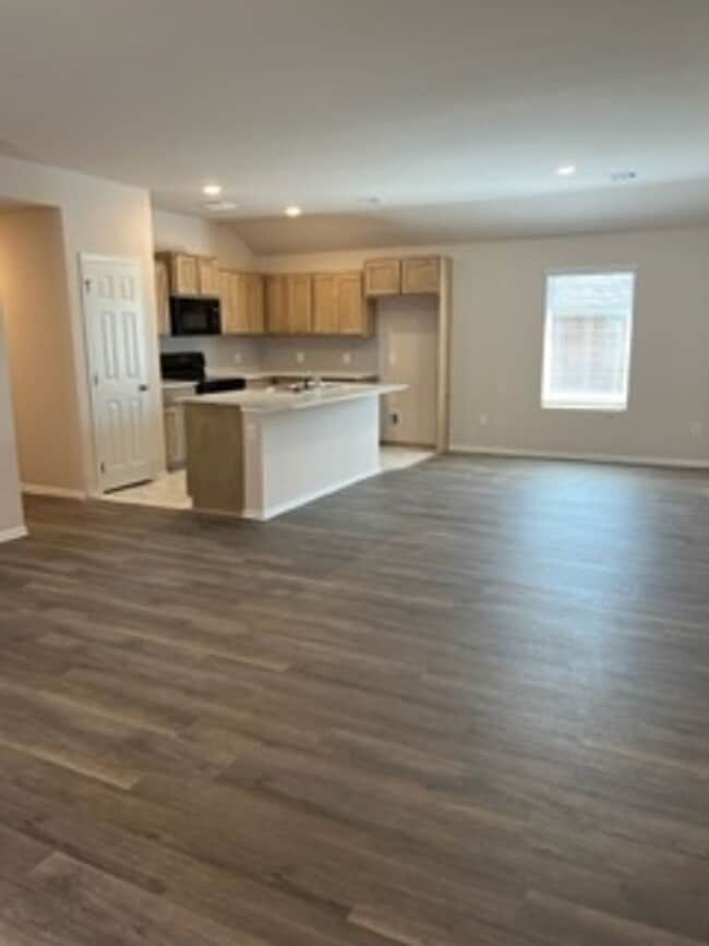 Building Photo - First Month Free!