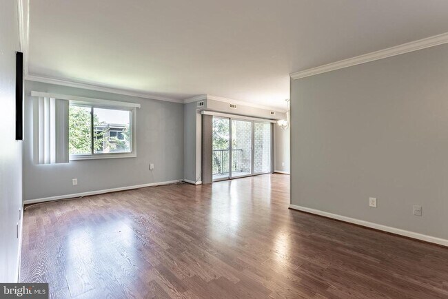 Building Photo - 2908 Kings Chapel Rd