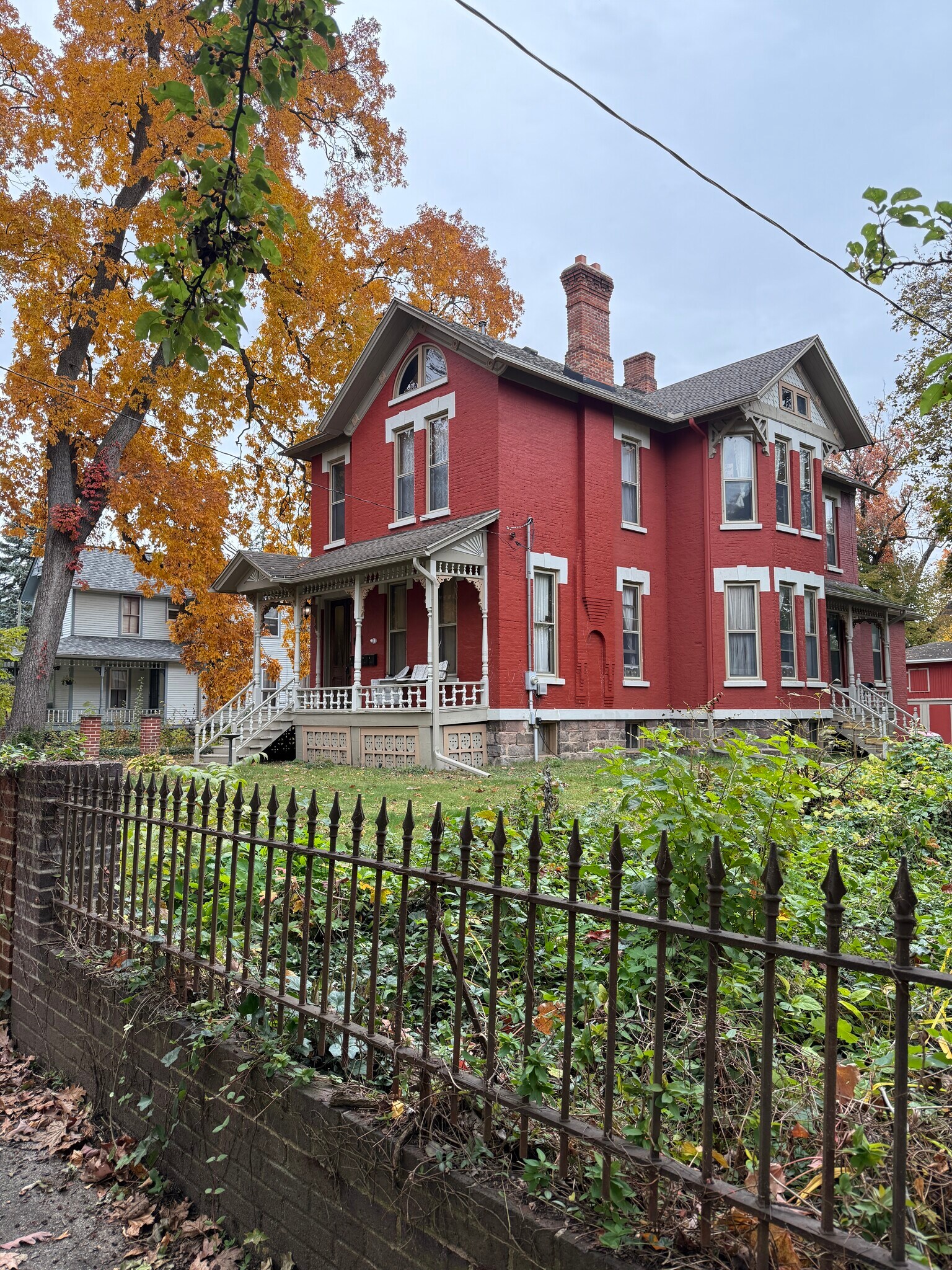Building Photo - 500 Stuart Ave