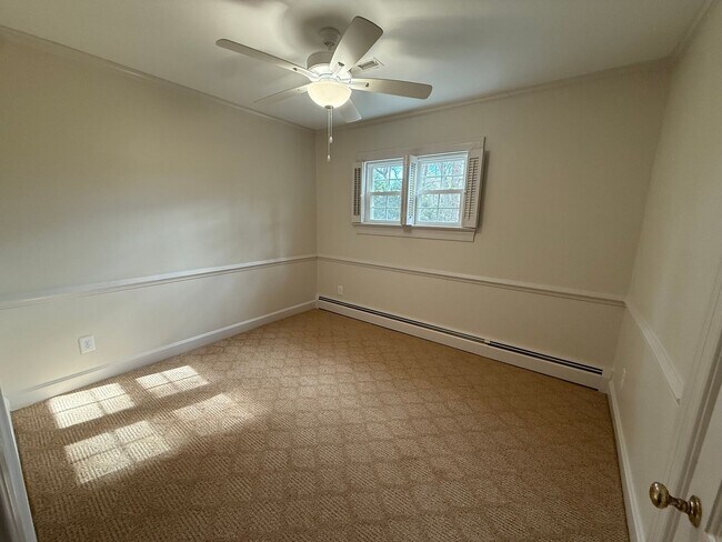 Building Photo - 1121 Forest Hills Rd NW