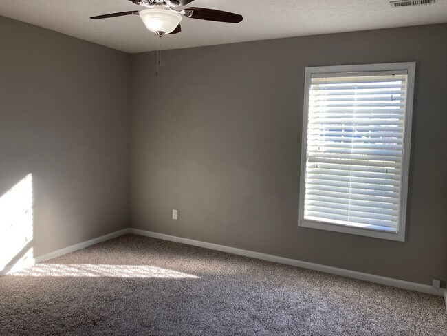 Building Photo - New & Improved Price!