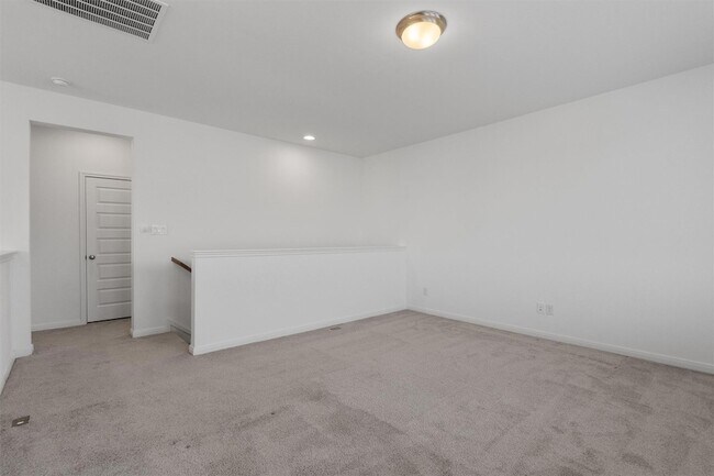Building Photo - 338 Langhorne Bnd