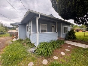 Building Photo - 1202 Rhobina St