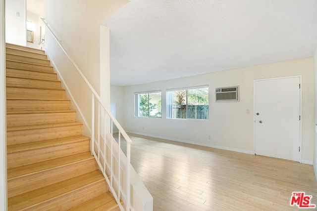 Building Photo - 2803 Arizona Ave