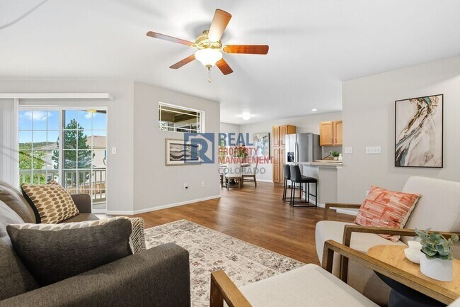 Building Photo - 2175 Coach House Loop