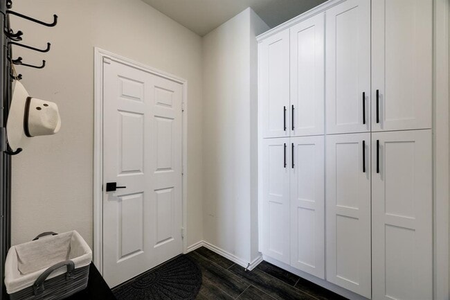 Building Photo - 3415 Ovids Orchard Dr