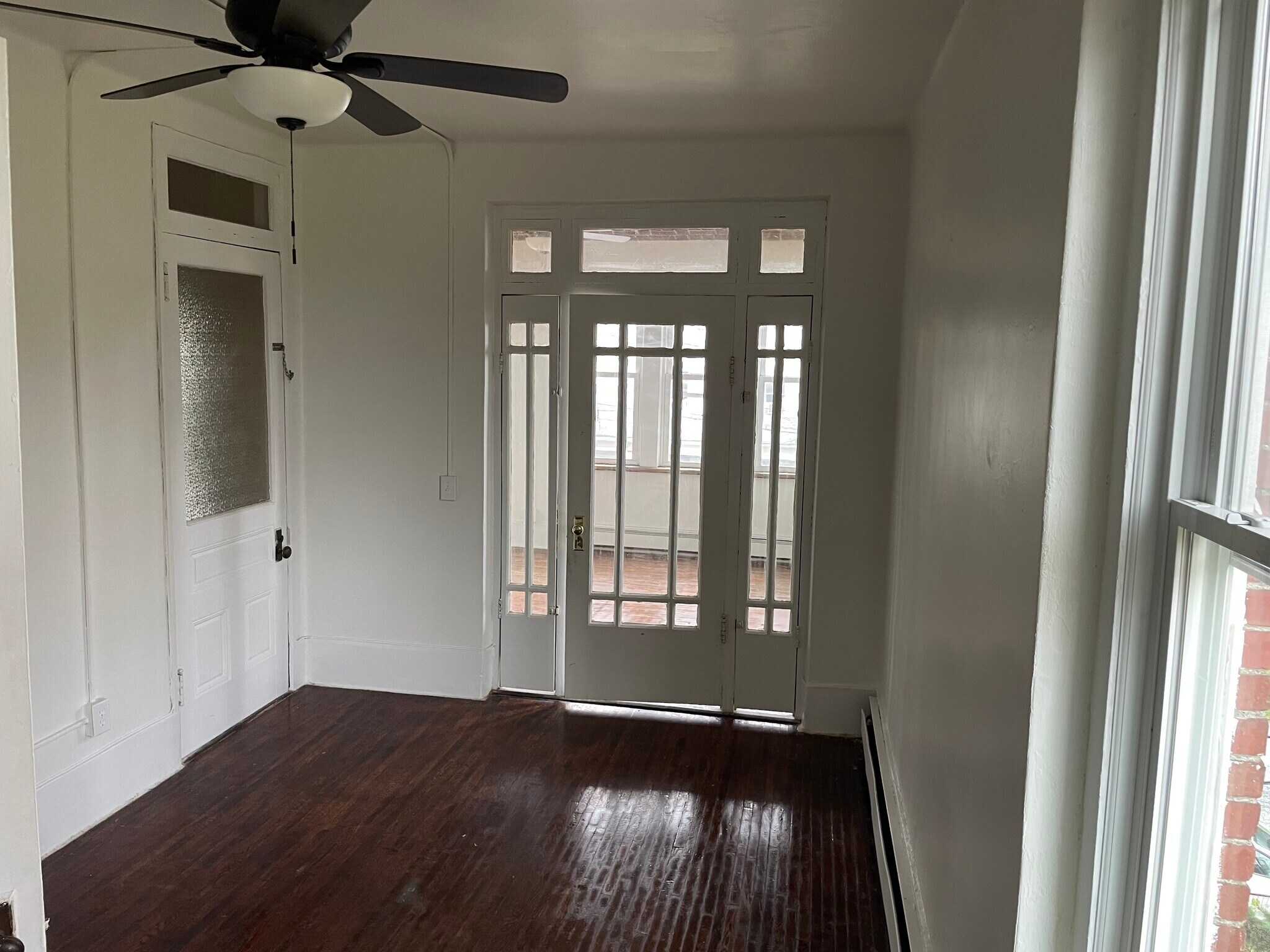 Building Photo - 608 S 24th St