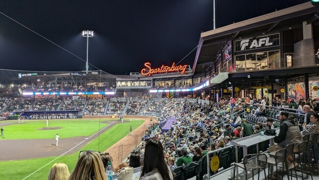 Building Photo - 155 E Broad St