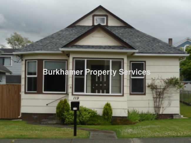 Primary Photo - 119 W FIFTH ST ABERDEEN, WA. 98520