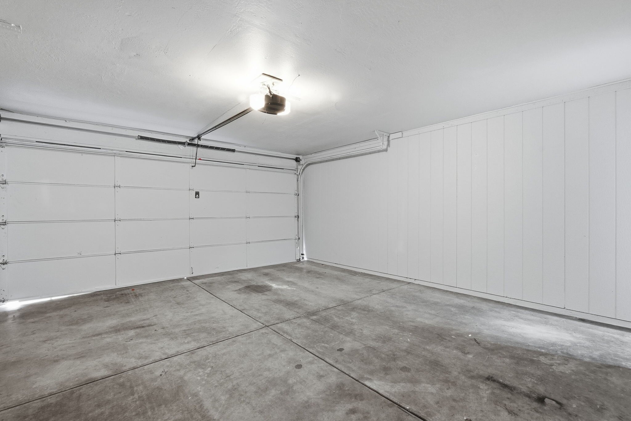 Building Photo - 4731 W Paradise Ln