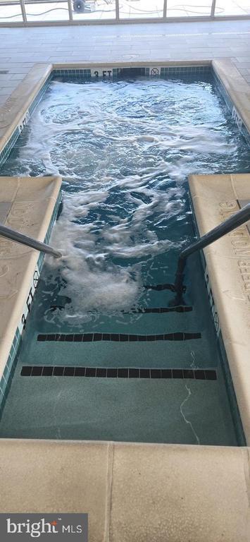 Building Photo - 717 S Christopher Columbus Blvd