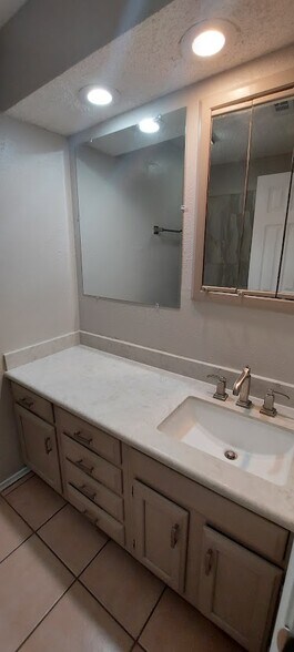 Granite Top Vanity - 2734 Indian Trail Dr