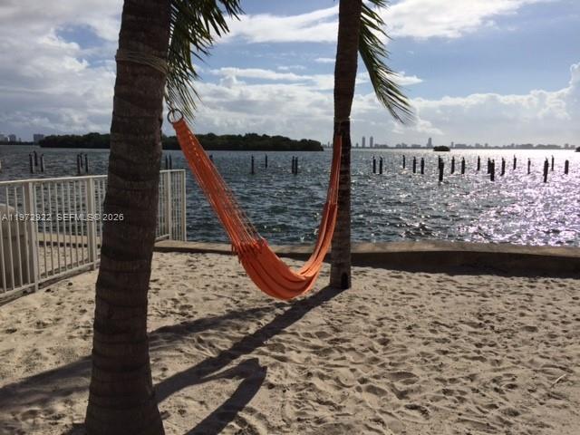 Building Photo - 680 NE 64th St