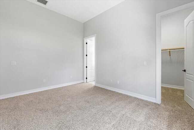 Building Photo - 1254 River Reach Dr