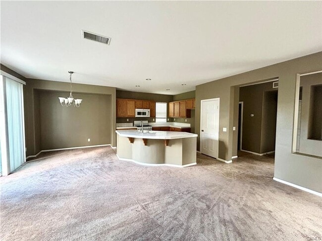 Building Photo - Canyon Hills Home