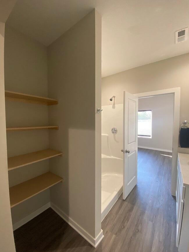 Building Photo - 3239 N Cedar Downs Ln