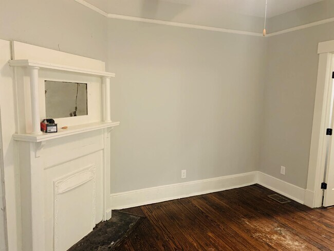 Building Photo - 412 Seiler Ave