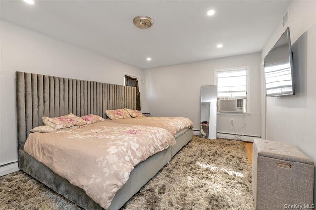 Building Photo - 817 Glenridge Ave