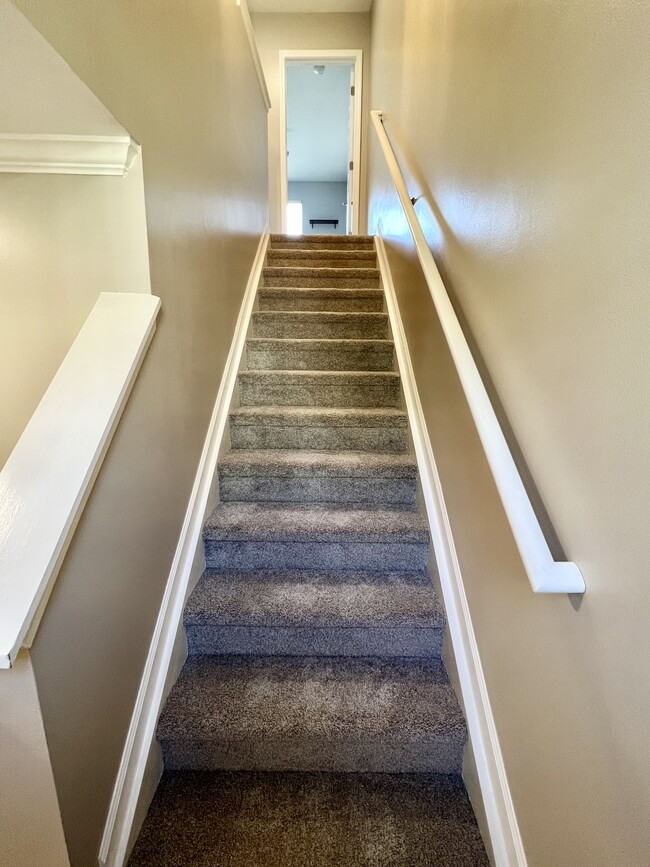 Upstairs - 3315 Weston St