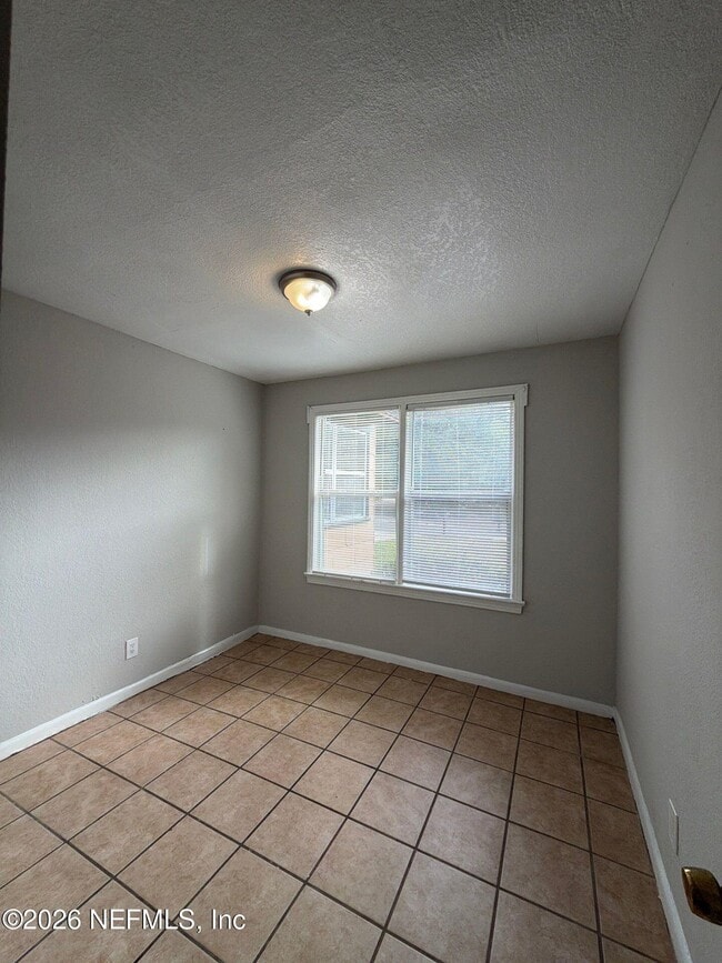 Building Photo - 5326 Mays Dr