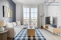 Building Photo - 68 Gold St