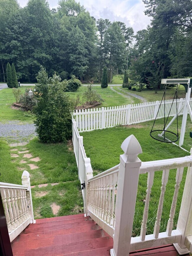 Building Photo - 32300 Azalea Ln