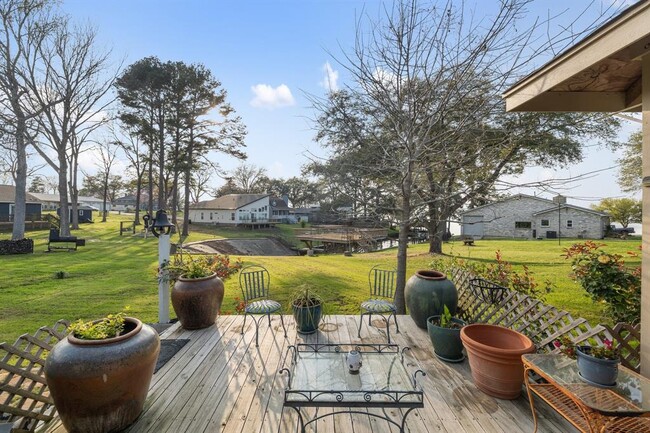 Building Photo - 308 Indian Shore