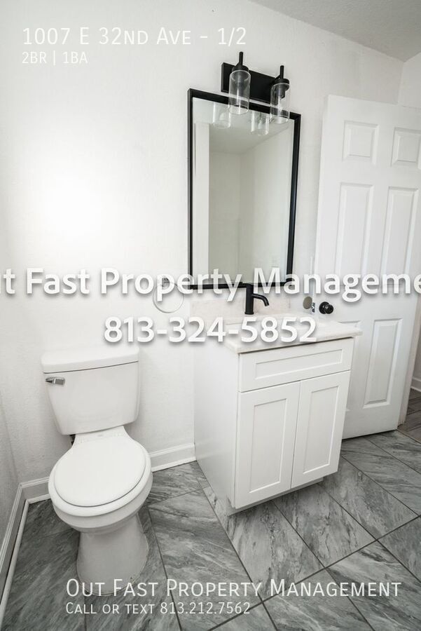 Building Photo - 1007 E 32nd Ave