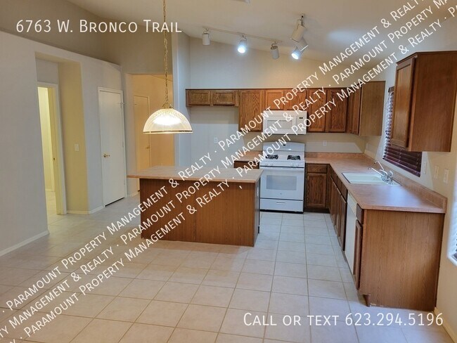 Building Photo - 6763 W Bronco Trail