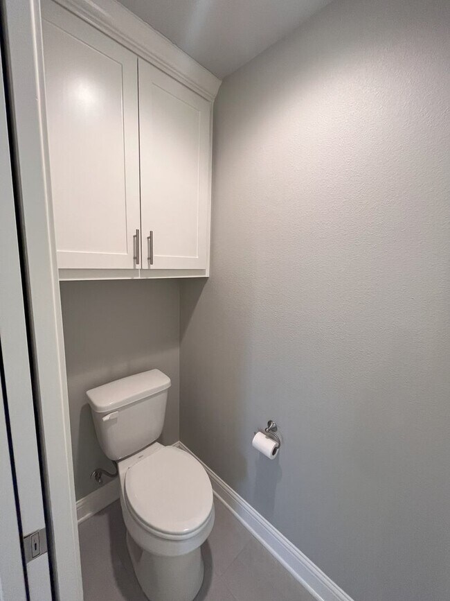 Building Photo - Magnolia Park #10742