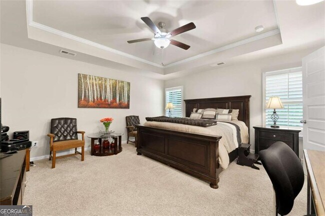 Building Photo - 180 Ascott Trace