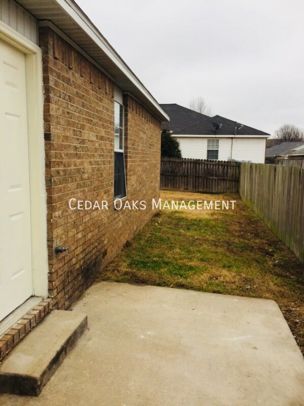 Building Photo - 2967 W Glen Meadow