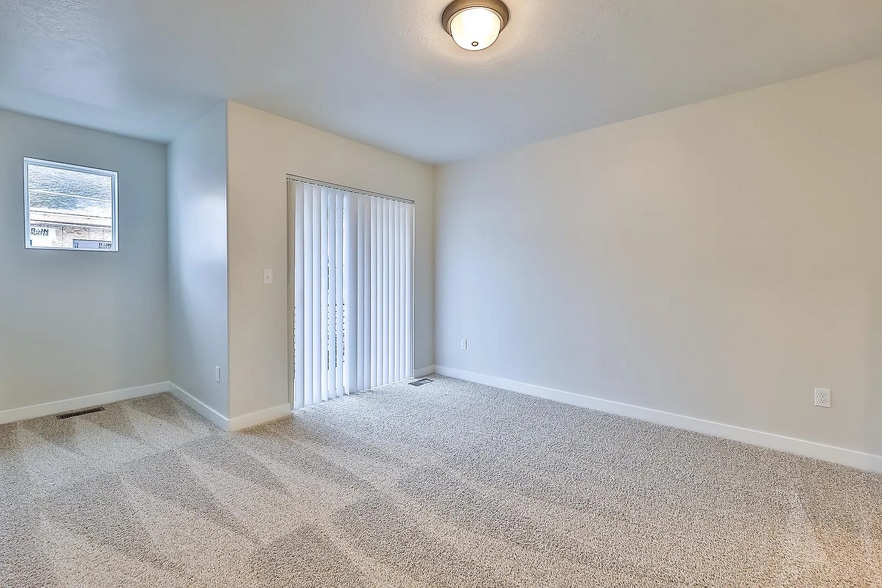 Building Photo - 15051 S Halter Way