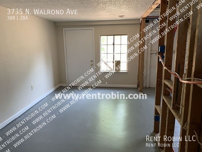 Building Photo - 3735 N Walrond Ave