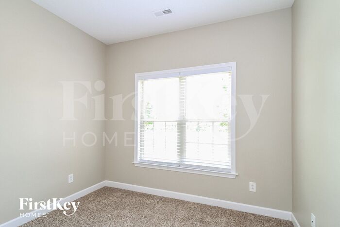 Building Photo - 127 Scottsdale Ln