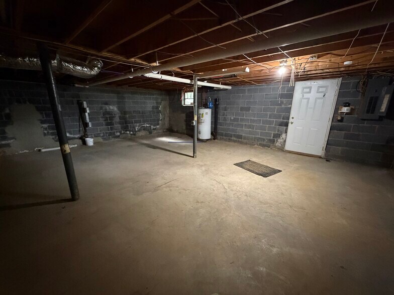 Building Photo - 2510 Catherine St