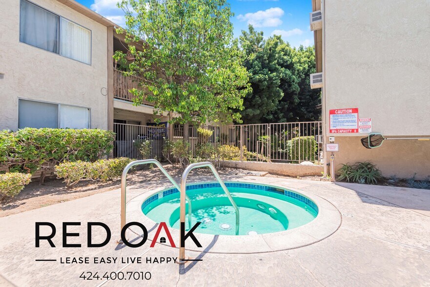 Building Photo - 1375 W San Bernardino Rd