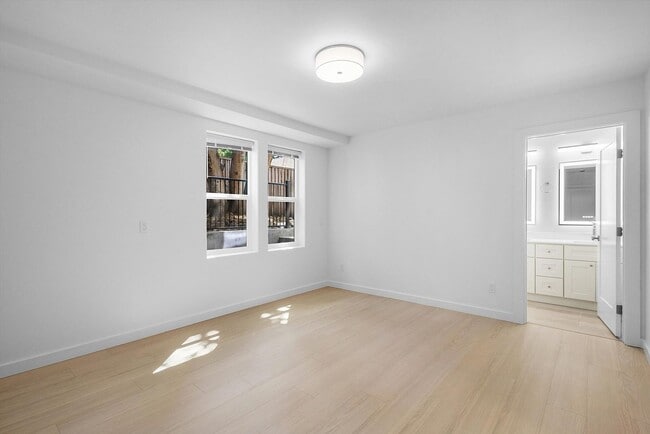 Building Photo - 1533 Lafayette St