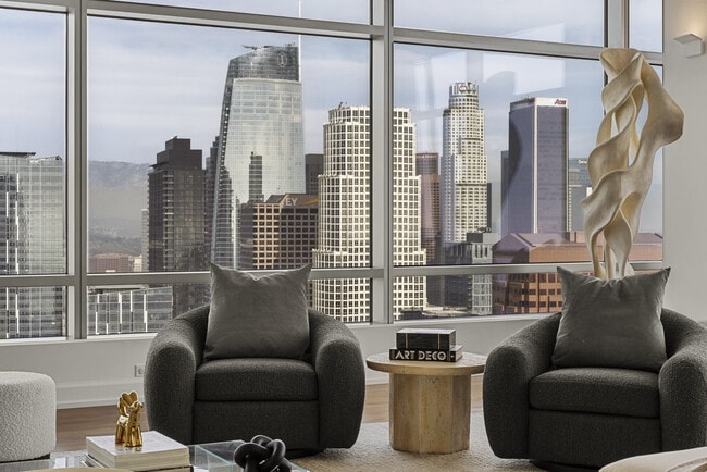 Building Photo - 900 W Olympic Blvd