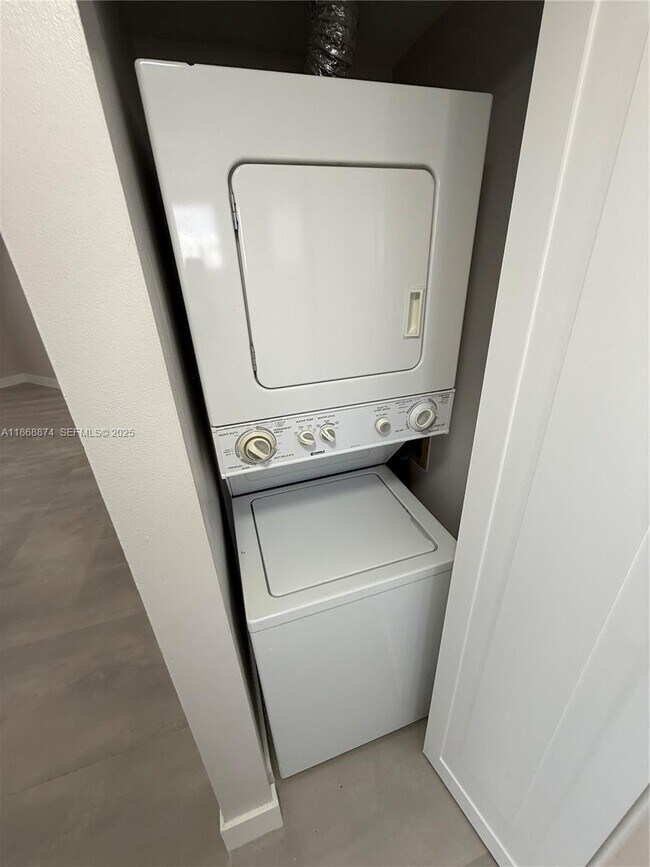 Building Photo - 6767 Collins Ave