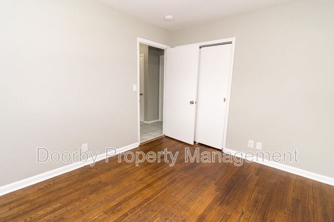 Building Photo - 2418 Hickory Valley Rd