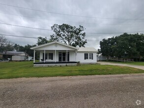 Building Photo - 3 Bed/2 Bath House