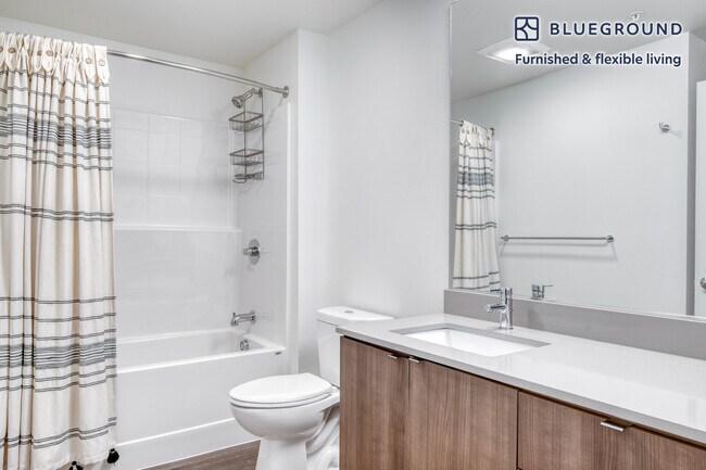 Building Photo - 120 Broadway-SI FL3-ID541