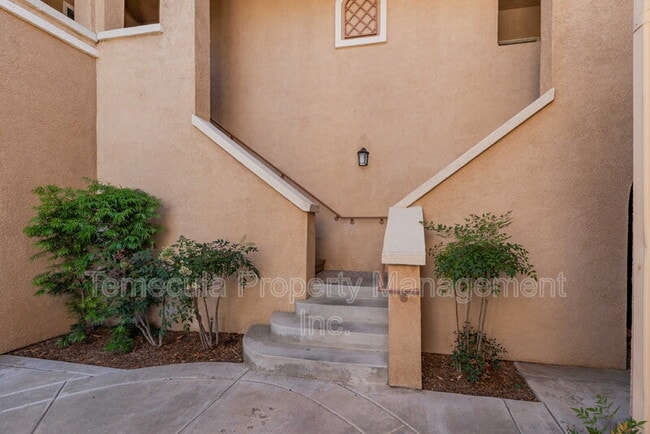 Building Photo - 26352 Arboretum Way