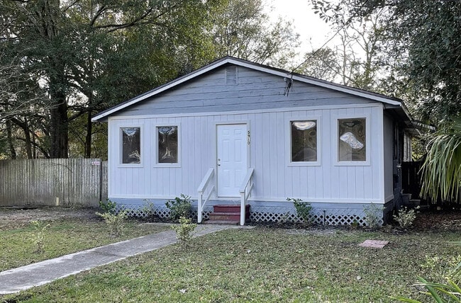 Primary Photo - 5910 Droad St
