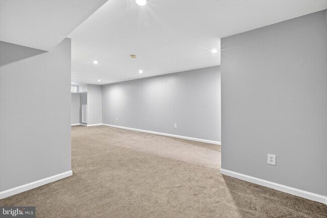 Building Photo - 21 Monferrato Ct