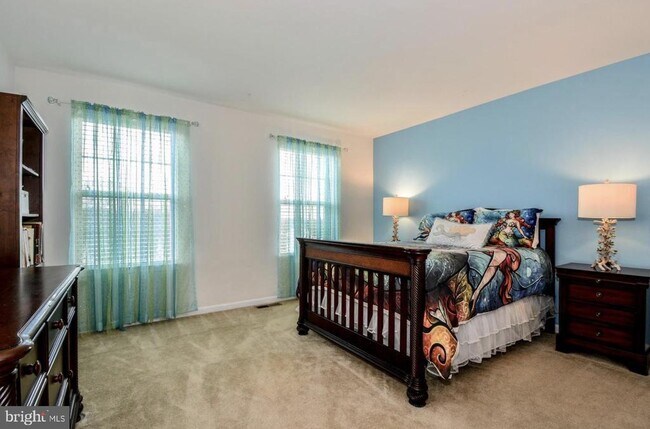 Building Photo - 3321 Eagle Ridge Dr