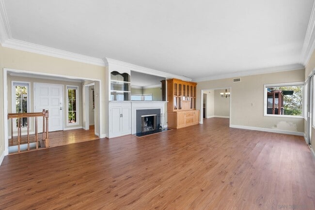 Building Photo - 7330 Brodiaea Way