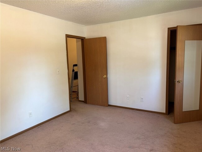 Building Photo - 1328 Richey Rd