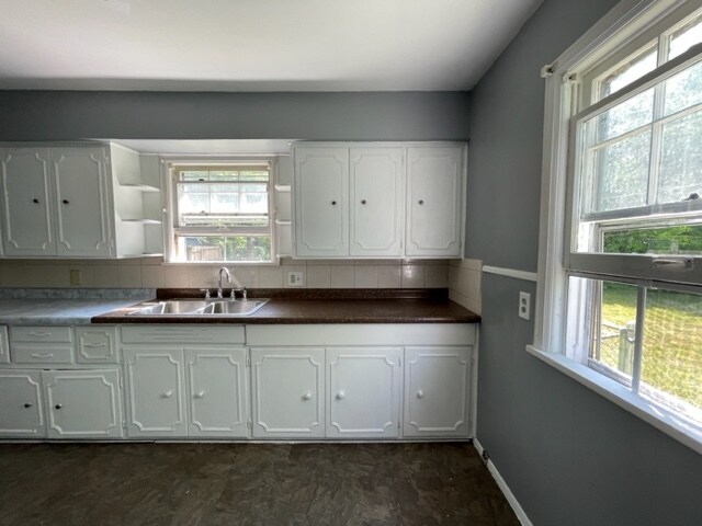 Building Photo - 1650 Huey St